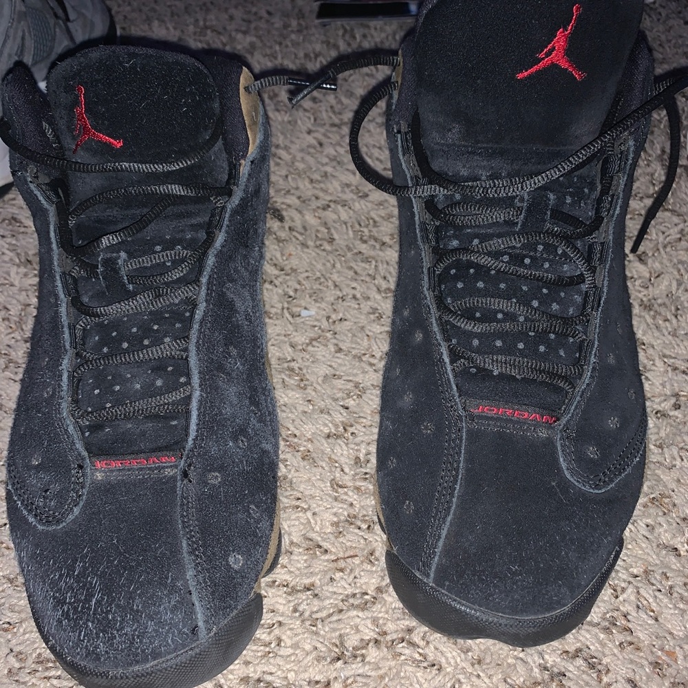 Jordan 13’s “olive”